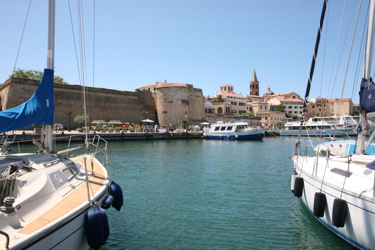 Piper'S Boat Hotel Alghero Kültér fotó